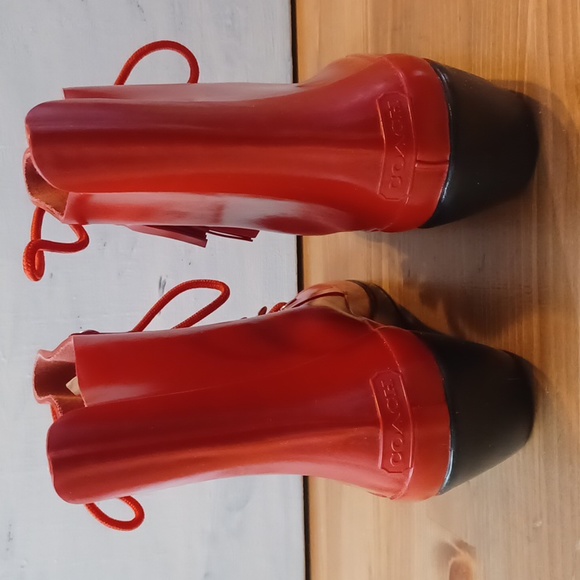 Coach Rain Boots US Size 5 Color Red For Women - Picture 4 of 15